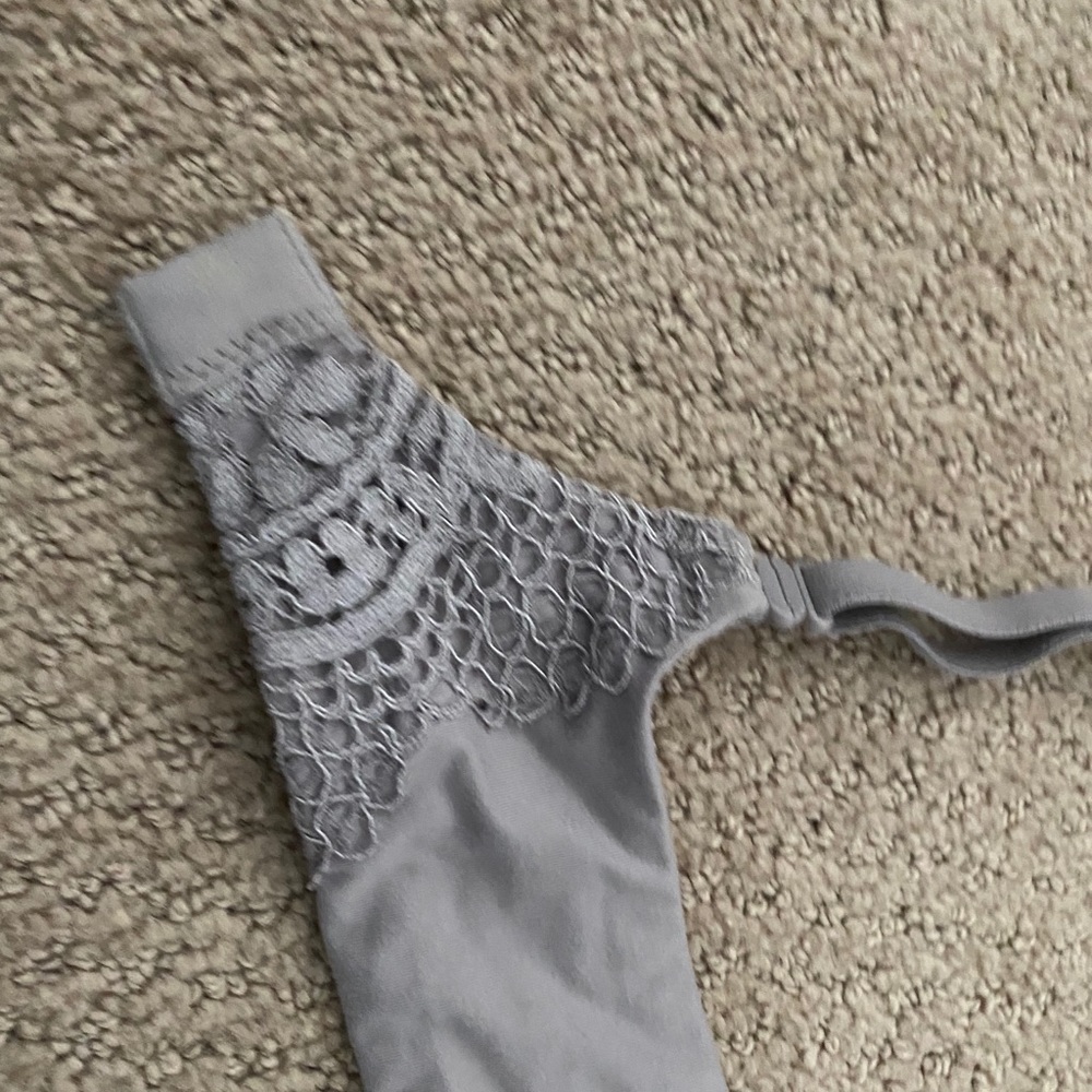 Bra - Picture 3 of 3